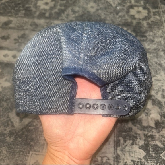 Vintage John Deere made in USA DENIM Cap with Yellow Logo - Picture 2 of 3